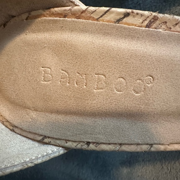 BAMBOO Tan Heels Minimalist Design - Picture 7 of 7